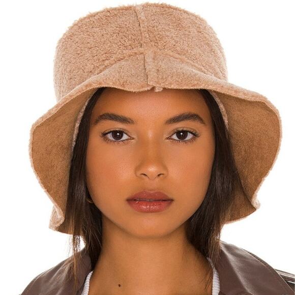 Hat Attack NWT Natural Brown Reversible Cozy Soft Faux Shearling Bucket Hat OS - Picture 3 of 10
